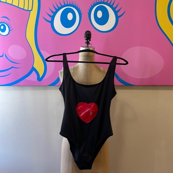 MMoschino Mare Black One Piece Red Inflatable Heart Swimsuit - Picture 1 of 11